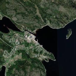 Köpmanholmen Satellite Map