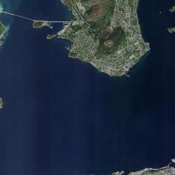 Giske Satellite Map