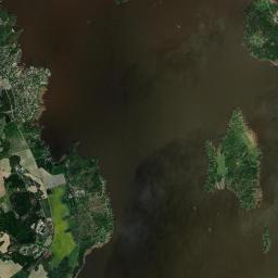 Enhagen-Ekbacken Satellite Map