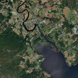 Gvarv Satellite Map