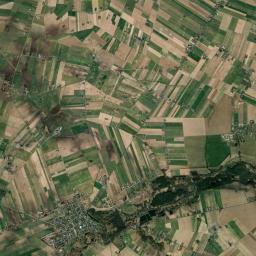 Lubraniec Satellite Map