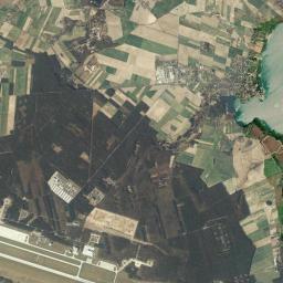 Powidz Satellite Map