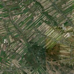 Maków Satellite Map