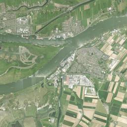 Neder-Hardinxveld Satellite Map