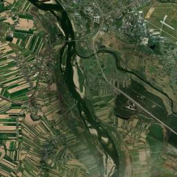 Dęblin Satellite Map