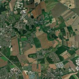 Taucha Satellite Map