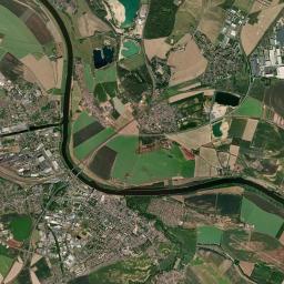 Riesa Satellite Map
