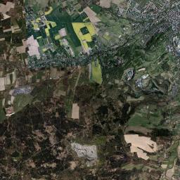 Lubań Satellite Map