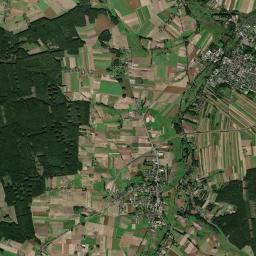 Praszka Satellite Map