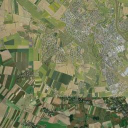 Oława Satellite Map