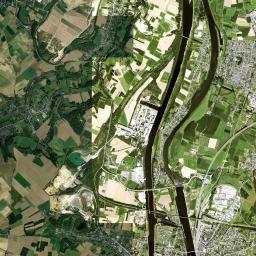 Visé Satellite Map