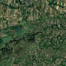 Pacanów Satellite Map