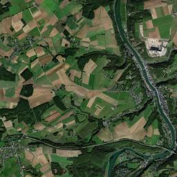 Onhaye Satellite Map