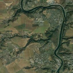 Roztoky Satellite Map