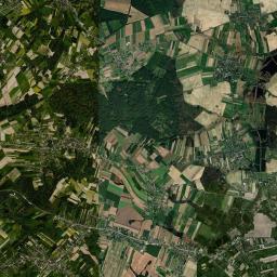 Pogrzebień Satellite Map