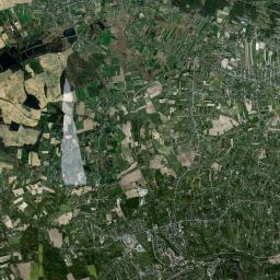 Czernica Satellite Map