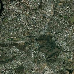 Braník Satellite Map