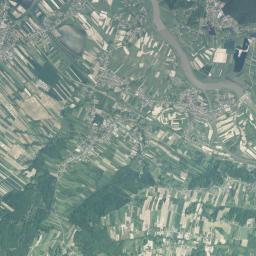 Łączany Satellite Map