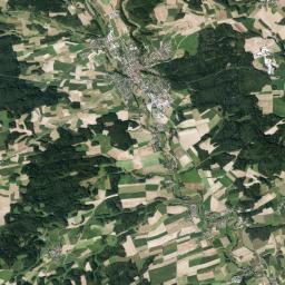 Hollfeld Satellite Map