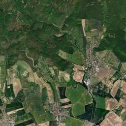 Ždánice Satellite Map