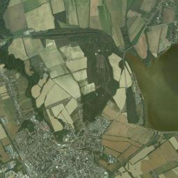 Michalovce Satellite Map