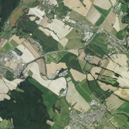 Lehota pod Vtáčnikom Satellite Map