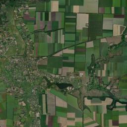 Adzhamka Satellite Map