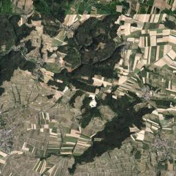 Strass Satellite Map