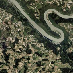 Waldkirchen am Wesen Satellite Map