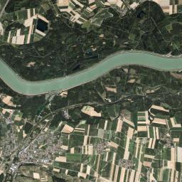 Traismauer Satellite Map