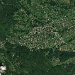 Kosiv Satellite Map