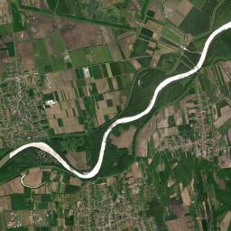 Dombrád Satellite Map