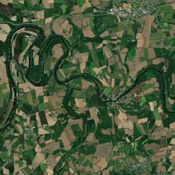 Gouézec Satellite Map