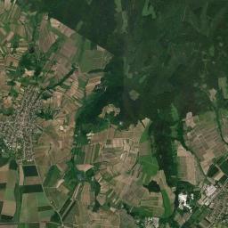 Mád Satellite Map