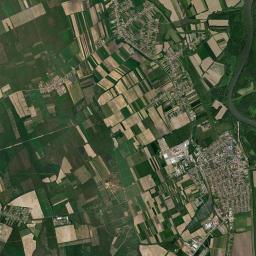 Vásárosnamény Satellite Map