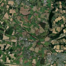 Argentré-du-Plessis Satellite Map