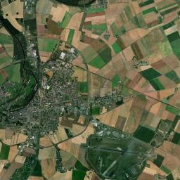Châteaudun Satellite Map