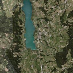 Zell am Moos Satellite Map