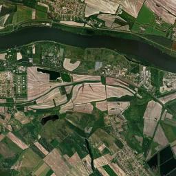 Almásfüzitő Satellite Map