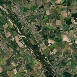 Neuvy-sur-Loire Satellite Map