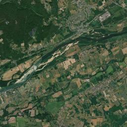 Langeais Satellite Map
