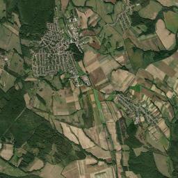 Zirc Satellite Map