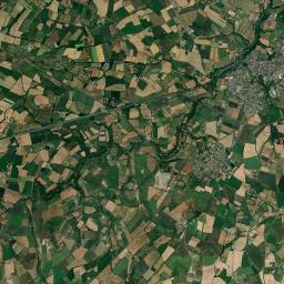 Vihiers Satellite Map