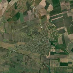 Komádi Satellite Map