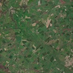 Saint-Amand-sur-Sèvre Satellite Map