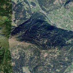 Oberlienz Satellite Map