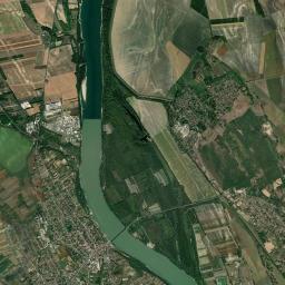 Dunaföldvár Satellite Map