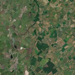 Viennay Satellite Map