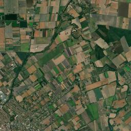 Békéscsaba Satellite Map
