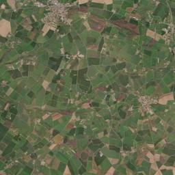 Mouilleron-en-Pareds Satellite Map